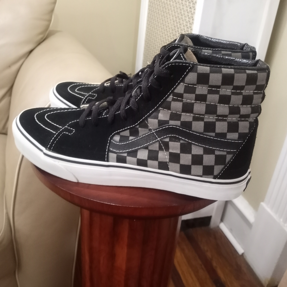 Vans - Picture 6 of 6